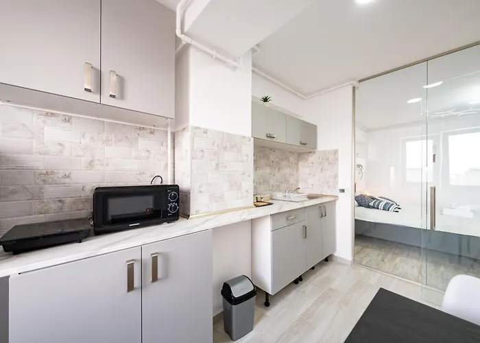 Yusuf Nerva Traian Parking Free *